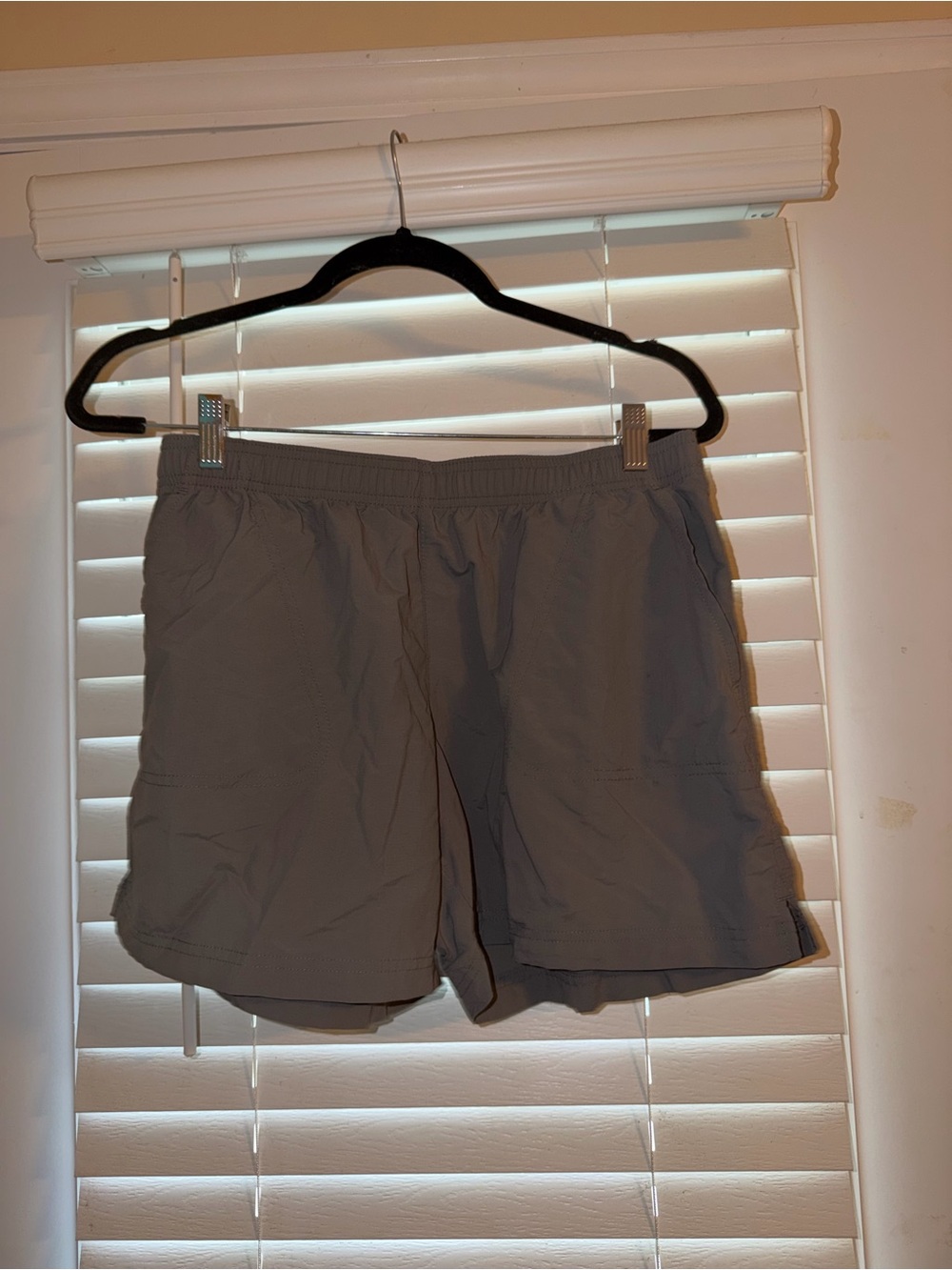 Columbia Women's Athletic Shorts - Gray